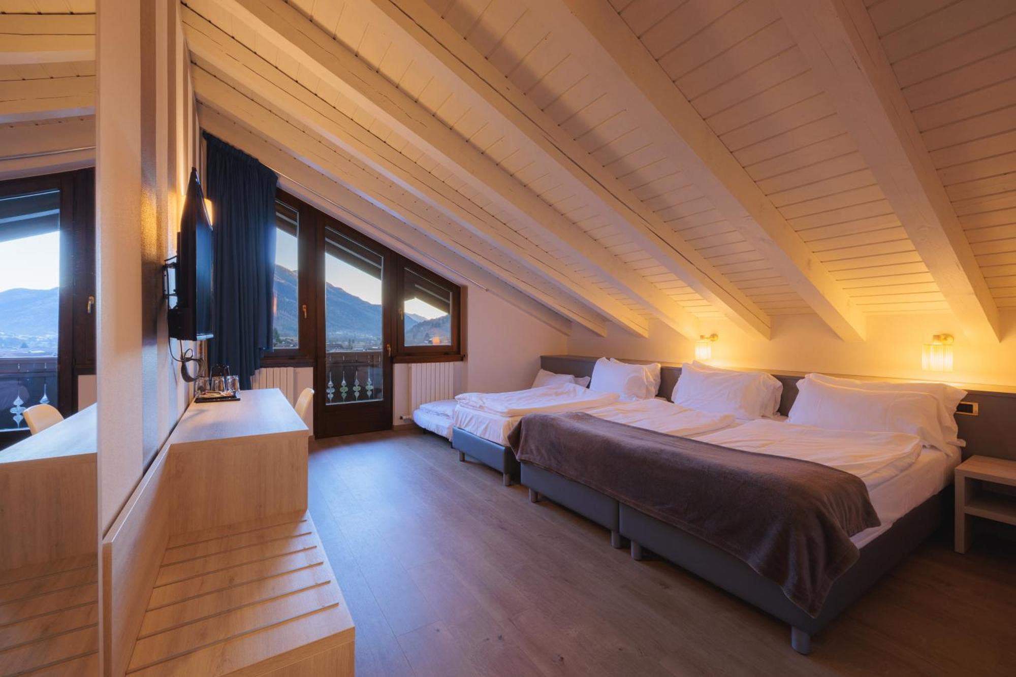 Hotel Binelli 핀졸로 외부 사진