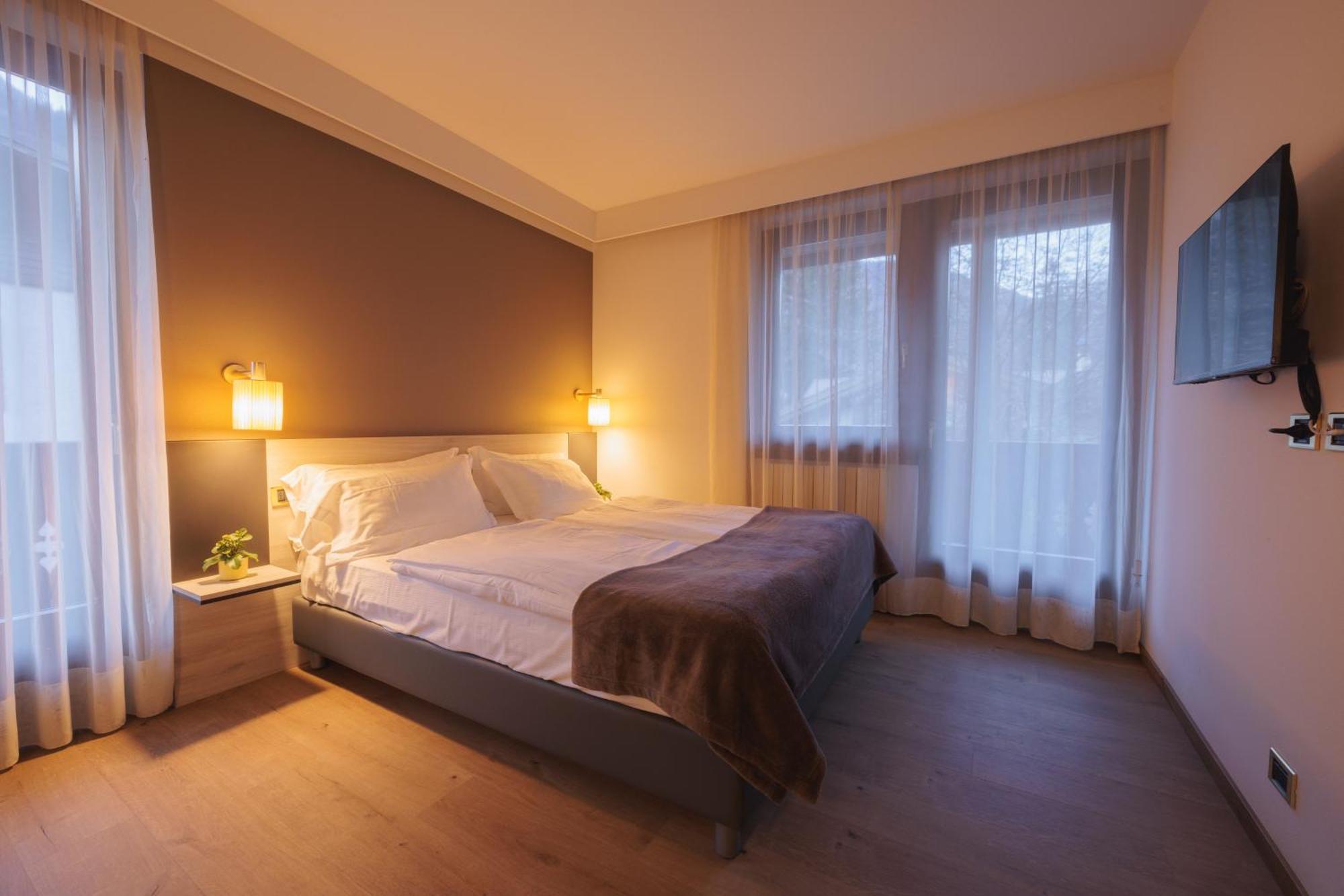 Hotel Binelli 핀졸로 외부 사진