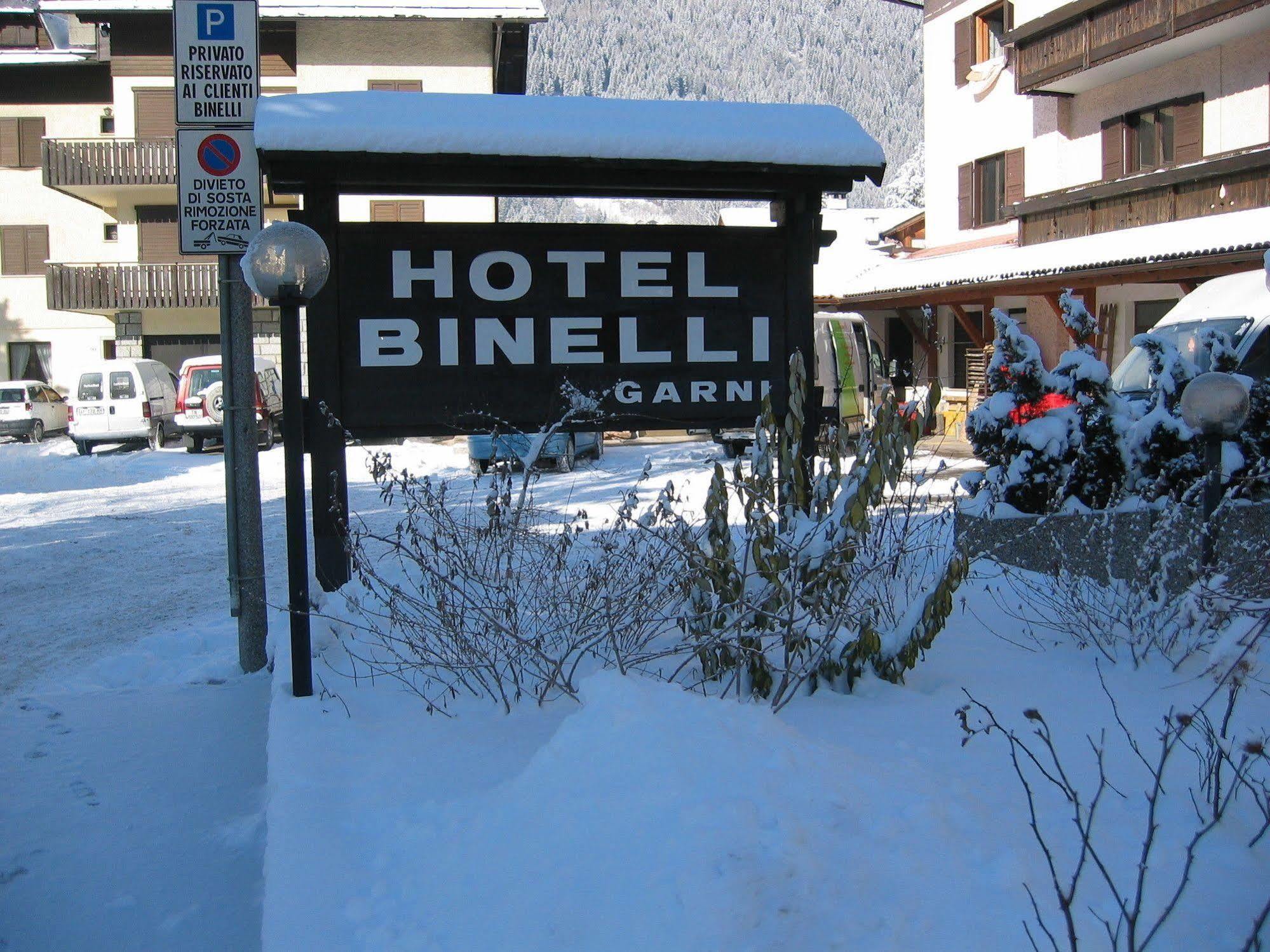 Hotel Binelli 핀졸로 외부 사진